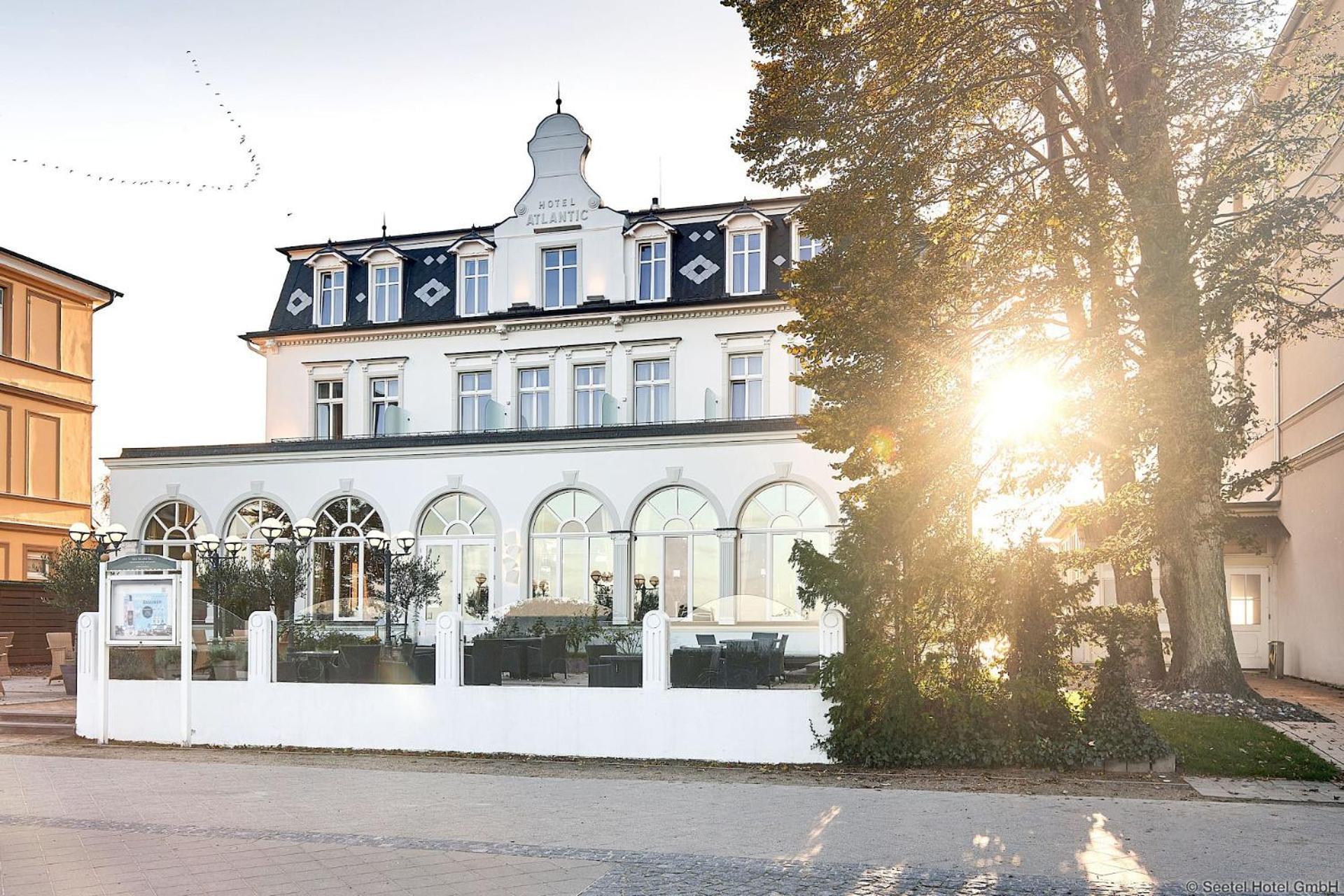 Seetelhotel Strandhotel Atlantic Херингсдорф Екстериор снимка